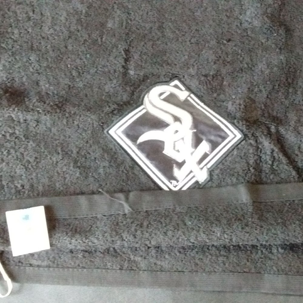 Chicago White Sox Embroidered Golf Towel 26" x 16" MLB Official Gear